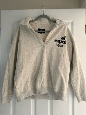 Ellandemm Club Women's Cream Polo Pullover Sweatshirt